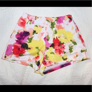 FLORAL HIGH-WAISTED SHORTS